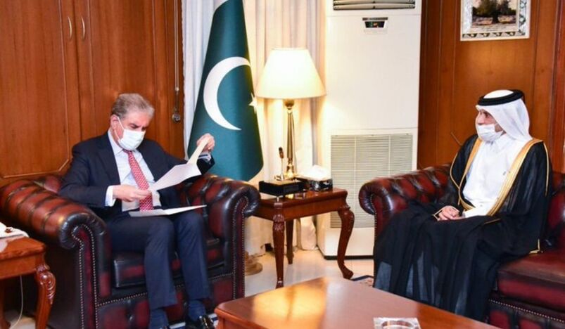 Qatari Ambassador Sheikh Saoud bin Abdulrahman Al-Thani with Pakistan FM Makhdoom Shah Mahmood Qureshi